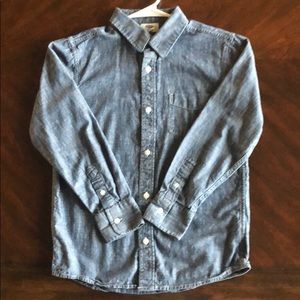 Old Navy Chambray long sleeve button down shirt